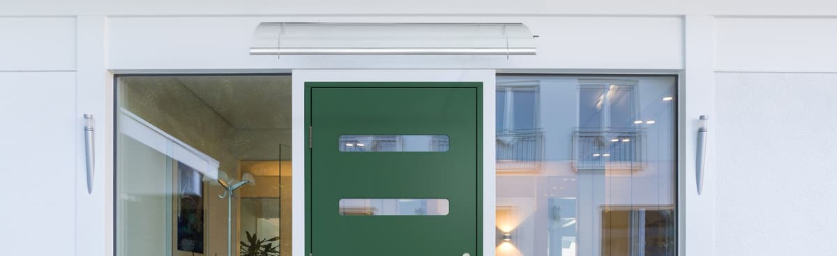 ST7 - standard entrance door without glass